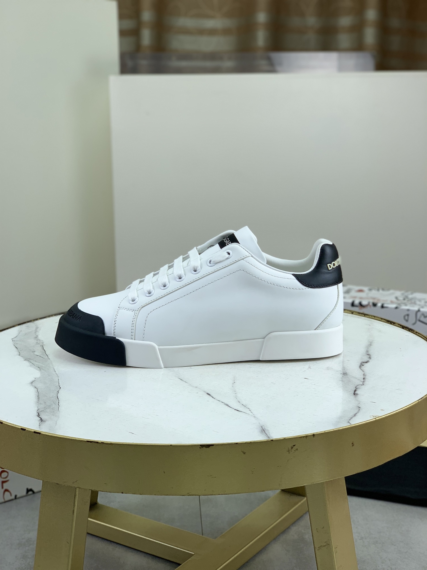 olce & Gabbana shoe